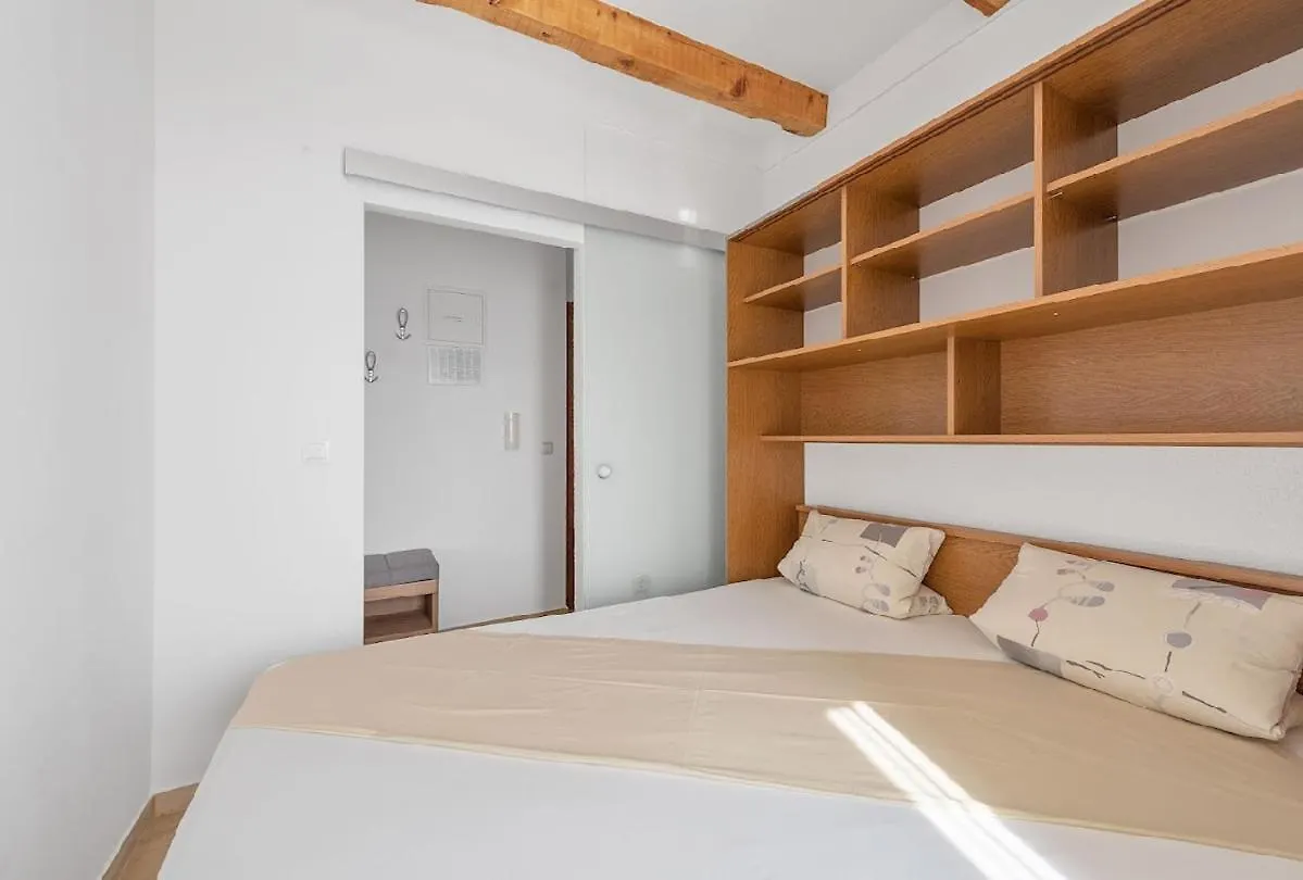 Apartment In Sukosan With Seaview, Terrace, Air Condition, Wifi Κροατία