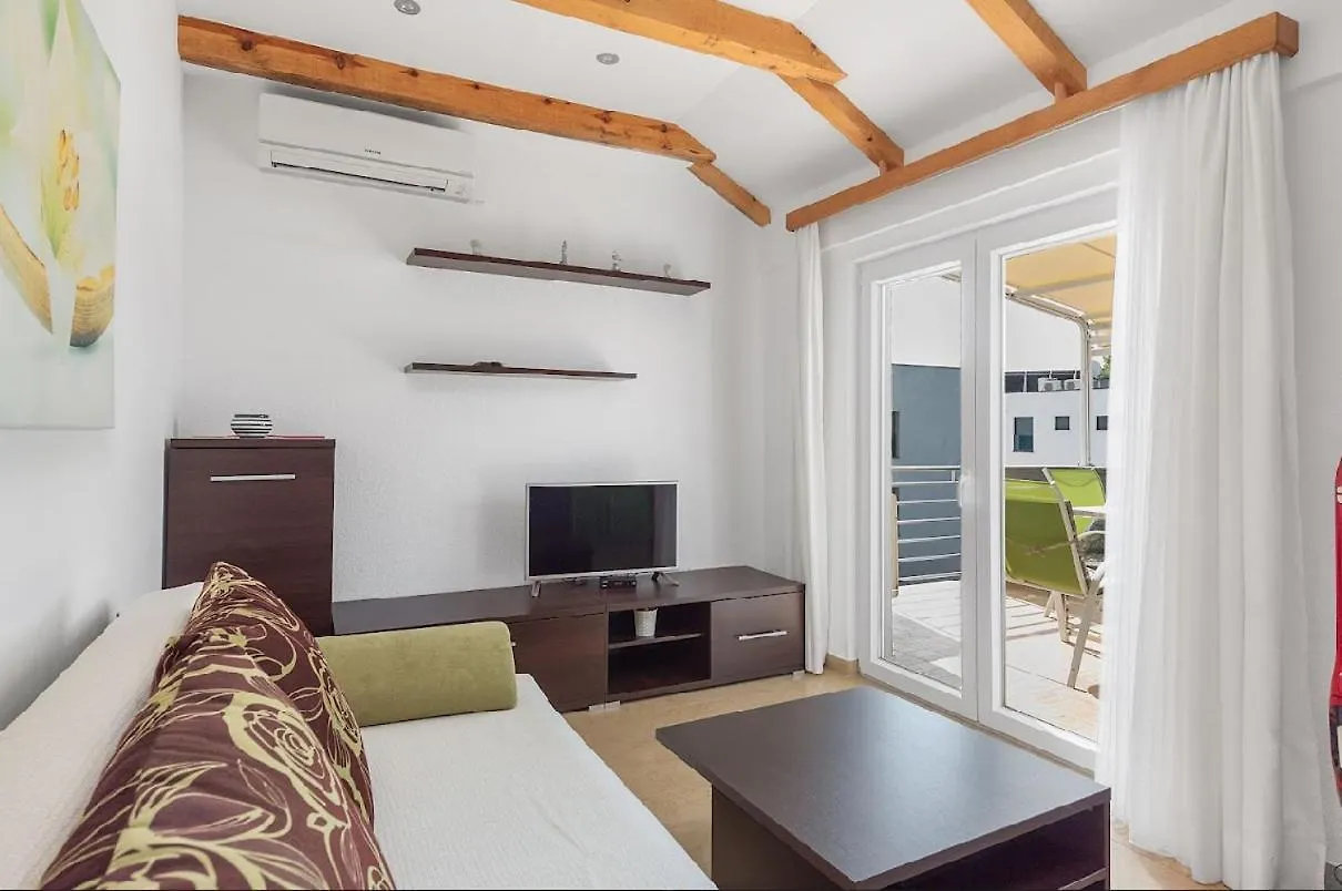 Apartment In Sukosan With Seaview, Terrace, Air Condition, Wifi 0*,  Κροατία